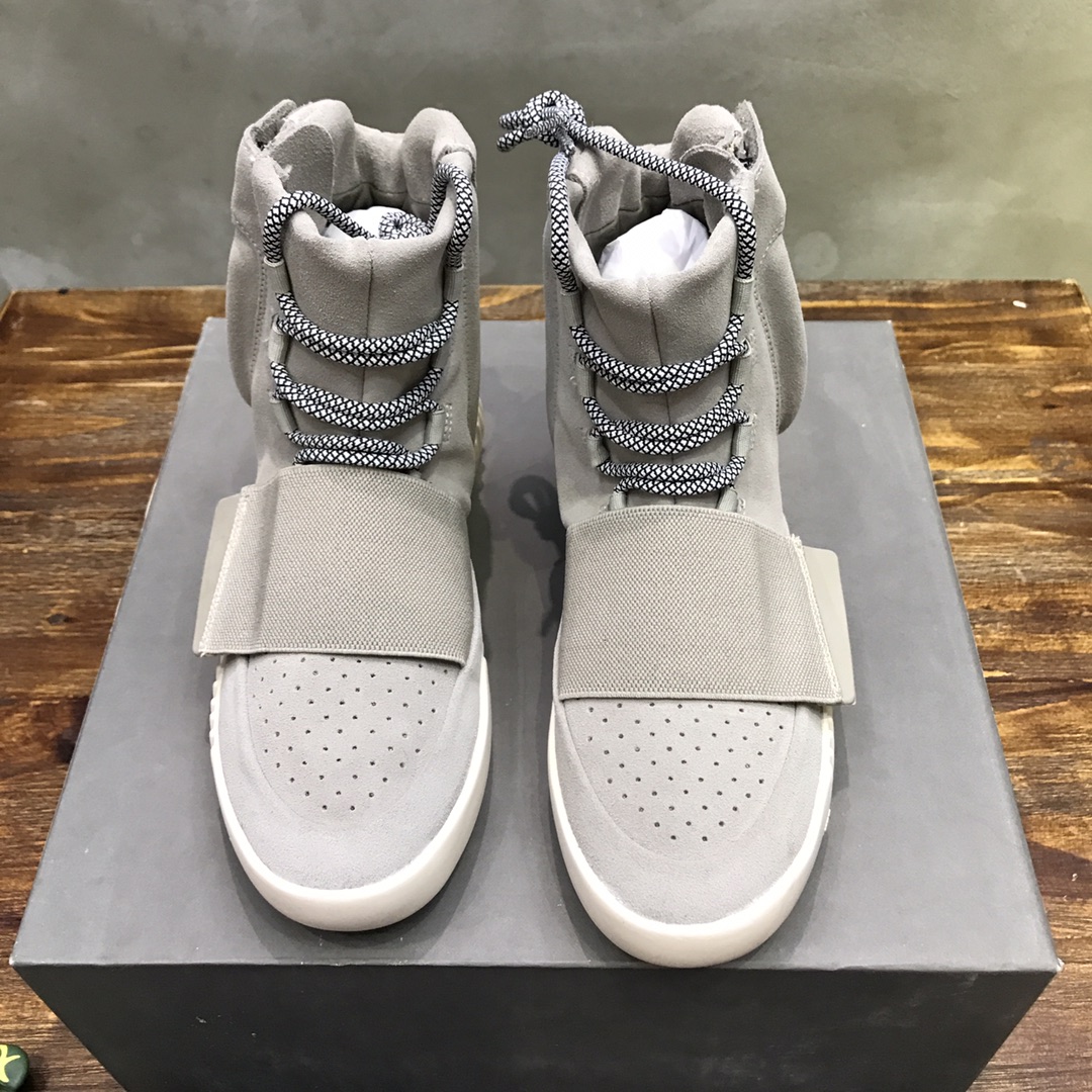 Adidas Yeezy 750 boost in Gray