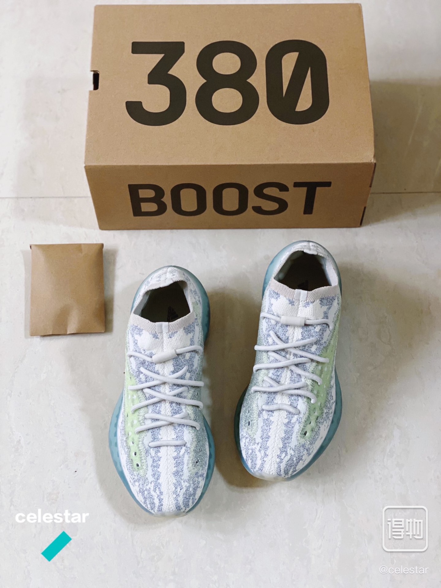 Adidas Sneaker Yeezy Boost 380 in Blue