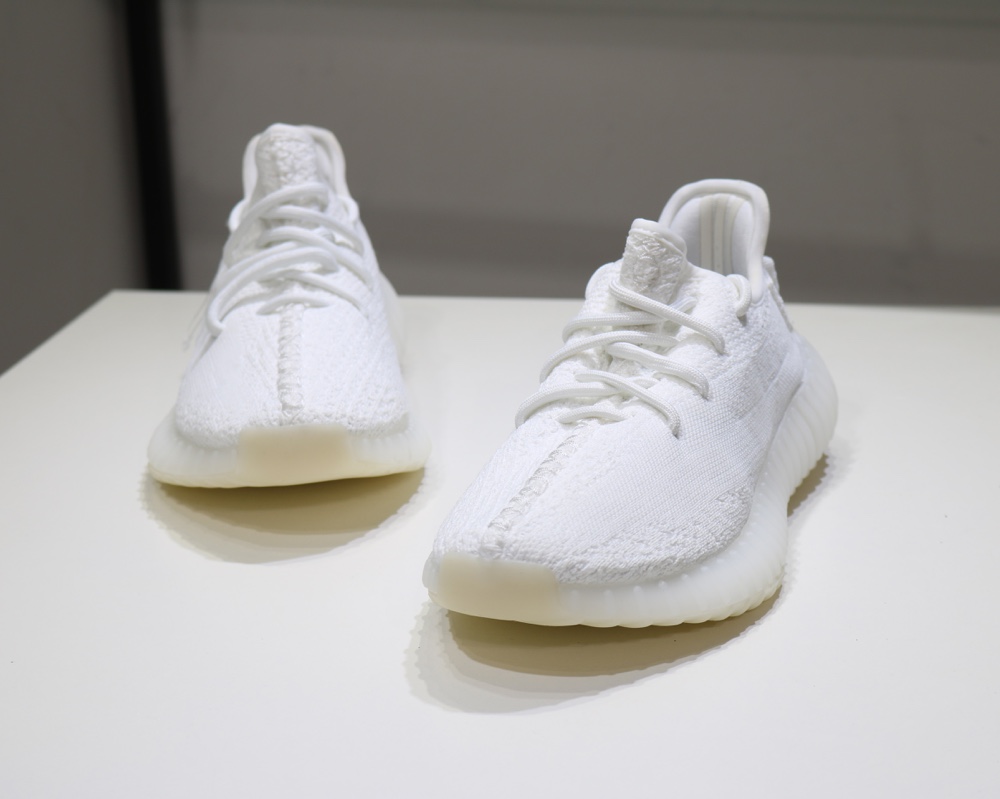 Adidas Sneaker Yeezy Boost 350 V2 in White