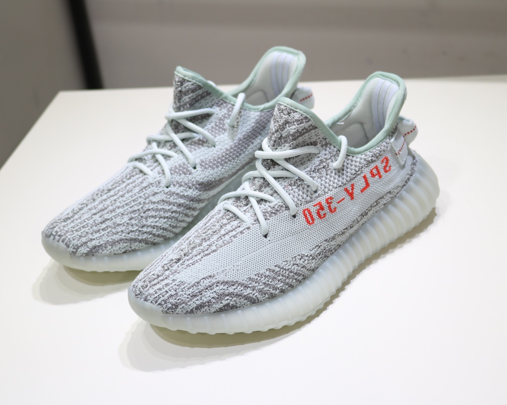 Adidas Sneaker Yeezy Boost 350 V2 in Blue