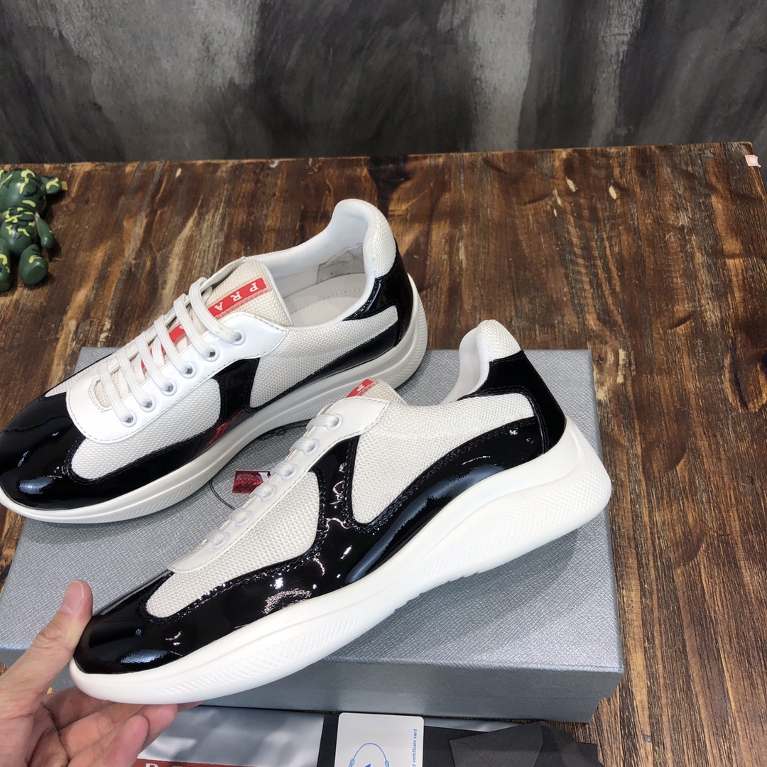 
Prada Classic Sneaker