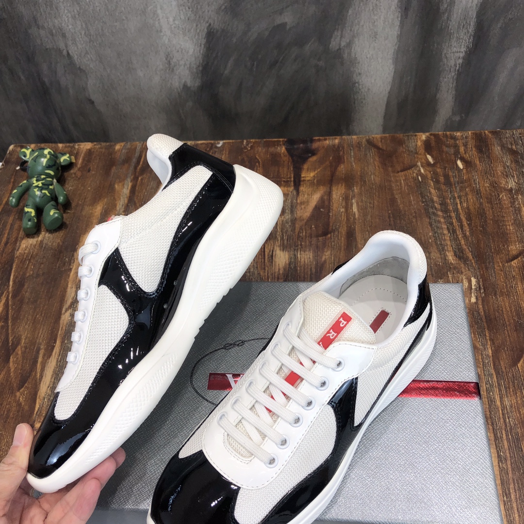 
Prada Classic Sneaker