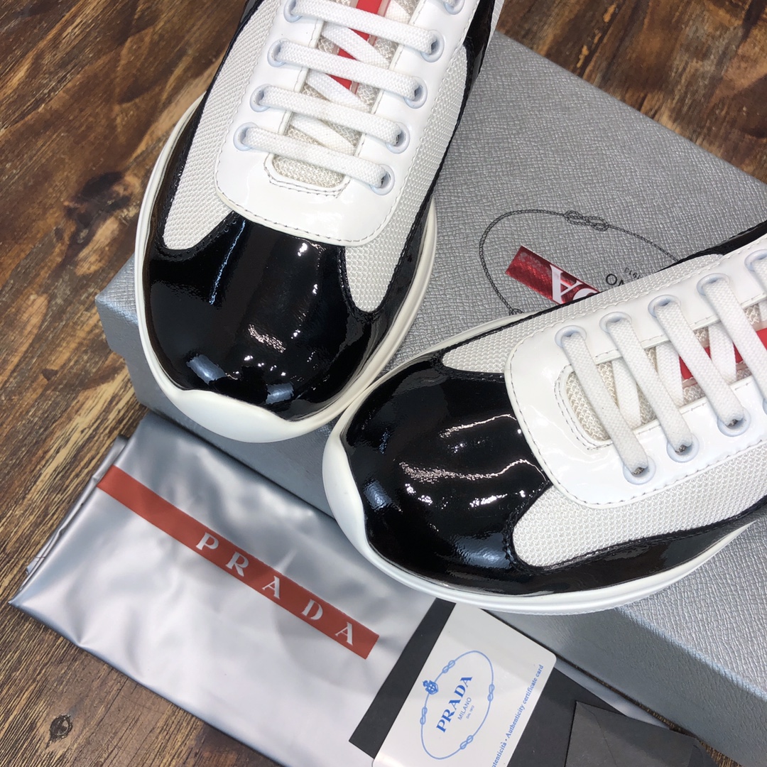 
Prada Classic Sneaker