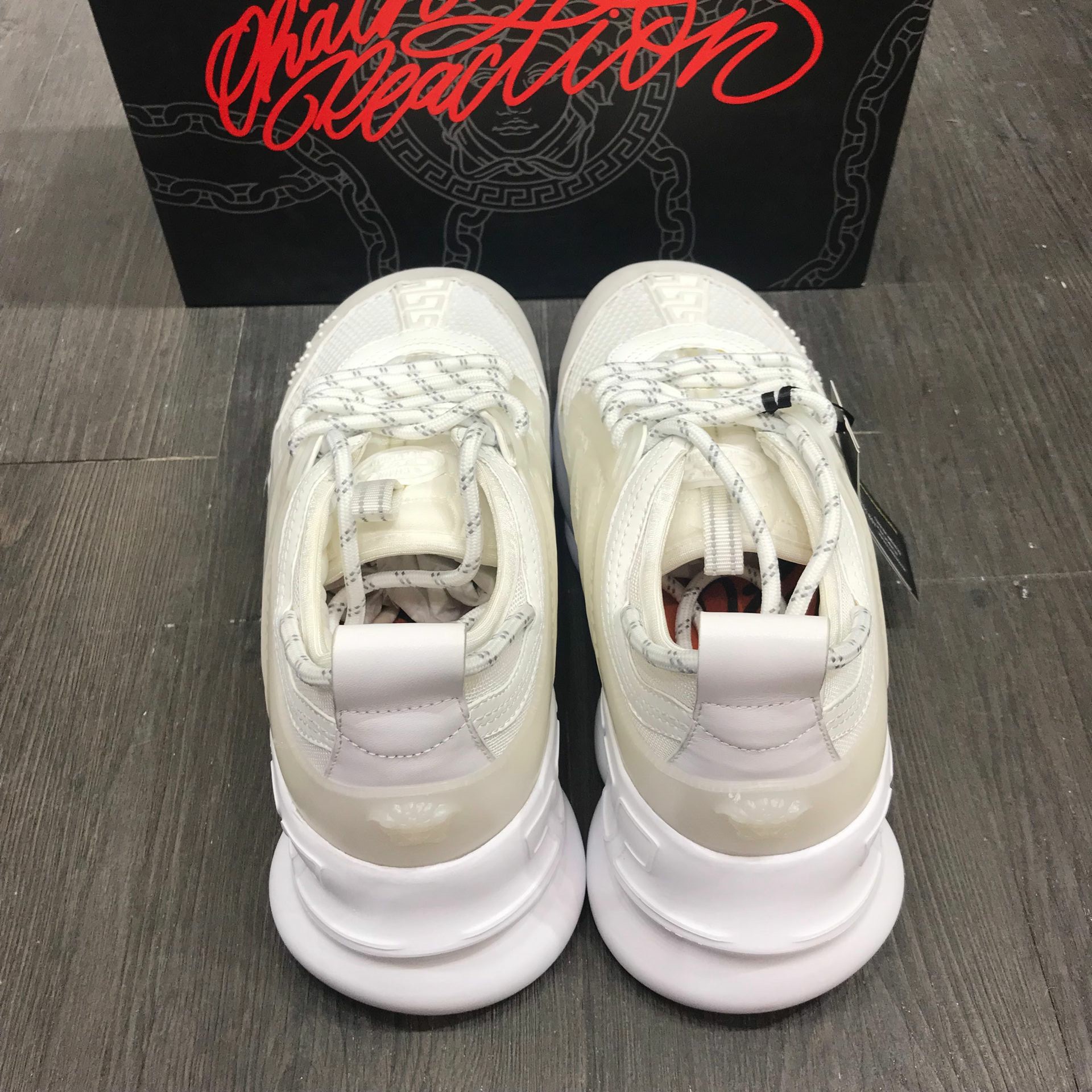 Versace Sneakers White and beige toe with white rubber sole MS09315