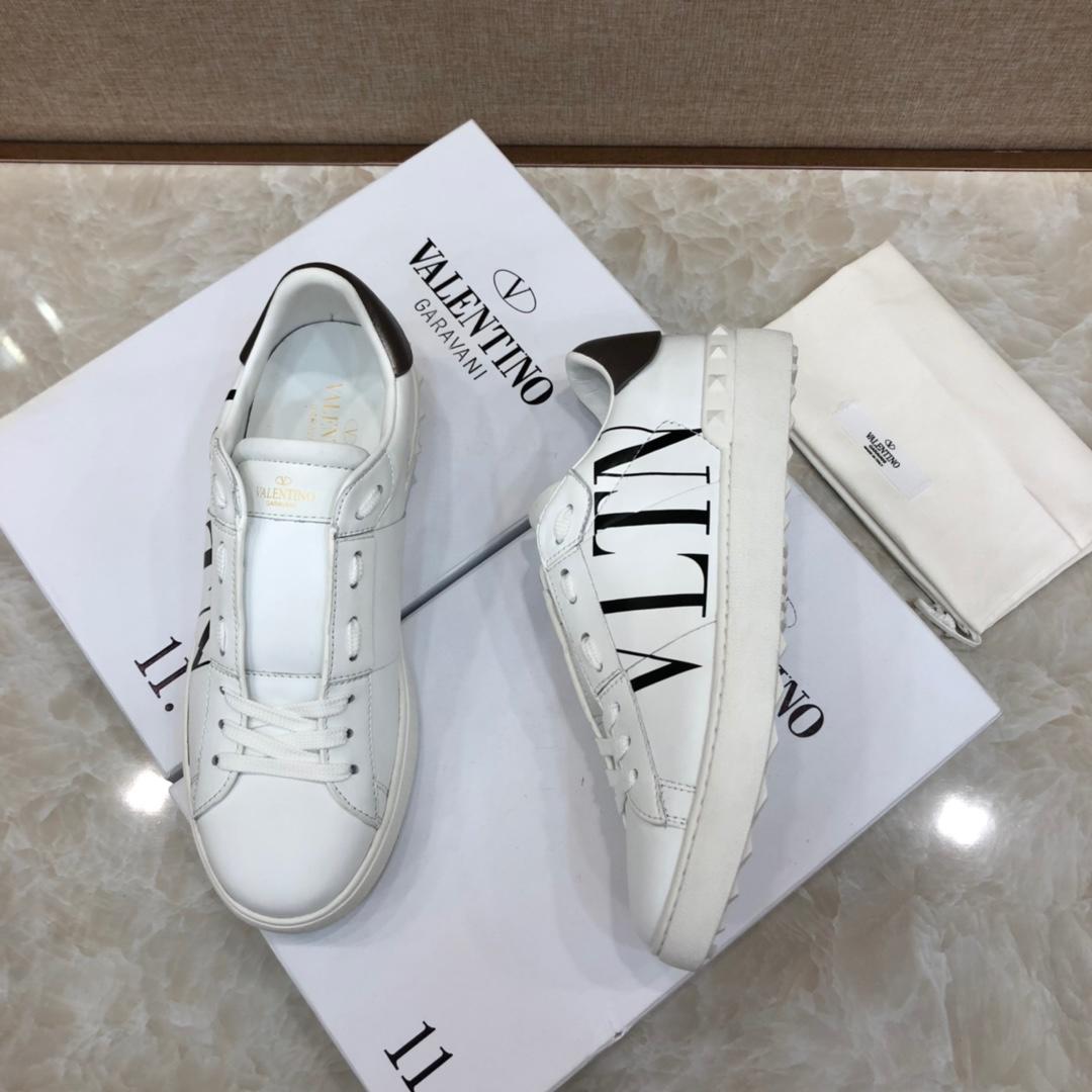 Valentino Perfect Quality Sneakers White and black VLTN logo print with white sole MS071455