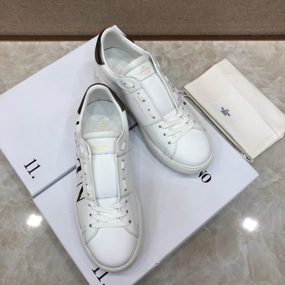 Valentino Perfect Quality Sneakers White and black VLTN logo print with white sole MS071455