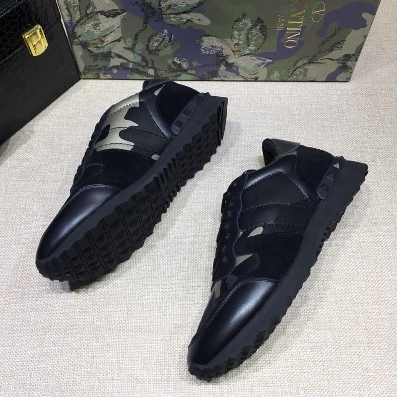 Valentino Perfect Quality Sneakers Black and white camouflage details with black sole MS071435