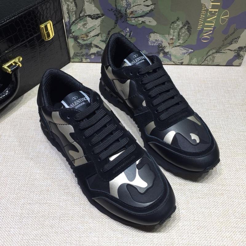Valentino Perfect Quality Sneakers Black and white camouflage details with black sole MS071435
