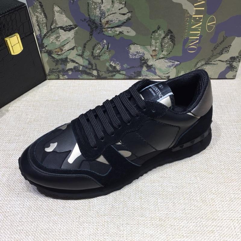 Valentino Perfect Quality Sneakers Black and white camouflage details with black sole MS071435