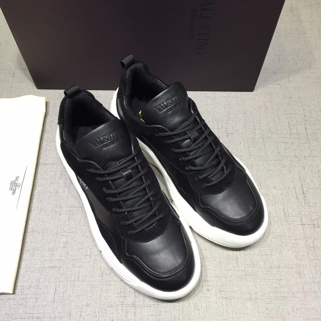 Valentino Perfect Quality Sneakers Black and black heel with white sole MS071452