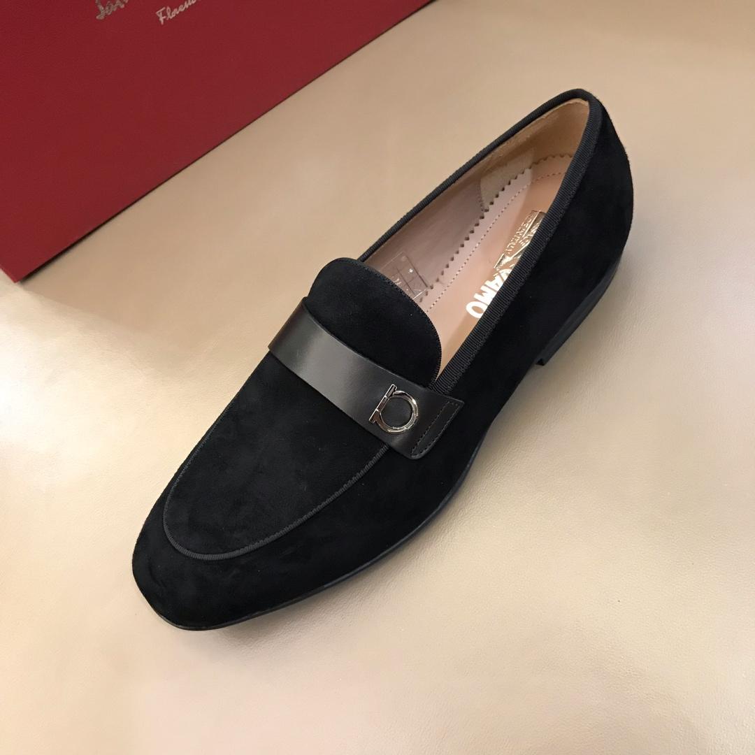 Salvatore Ferragamo Black Suede leather Fashion Perfect Quality Loafers MS02974