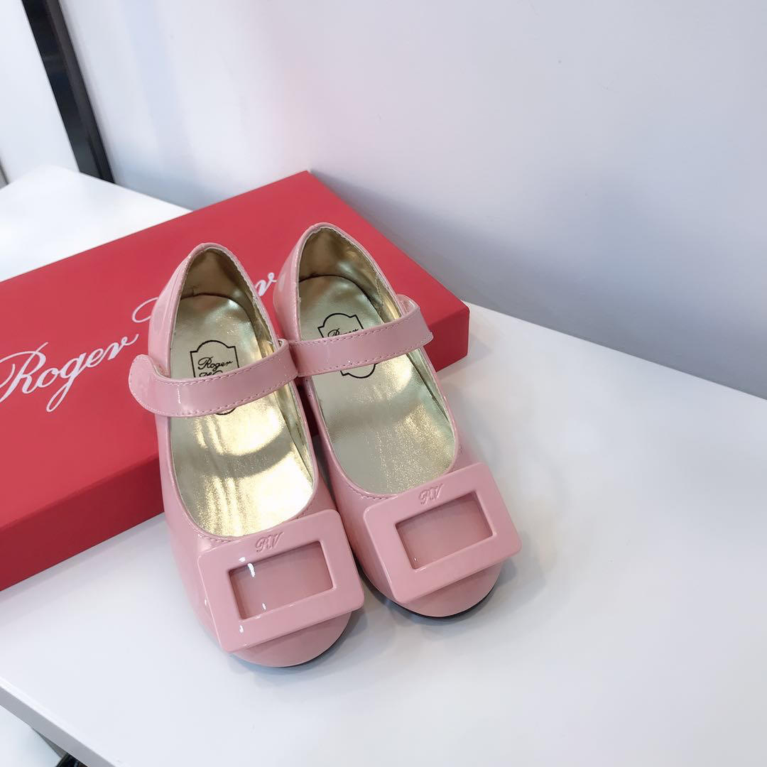 Roger Vivier Perfect Quality ballerinas in Patent Leather BS01168