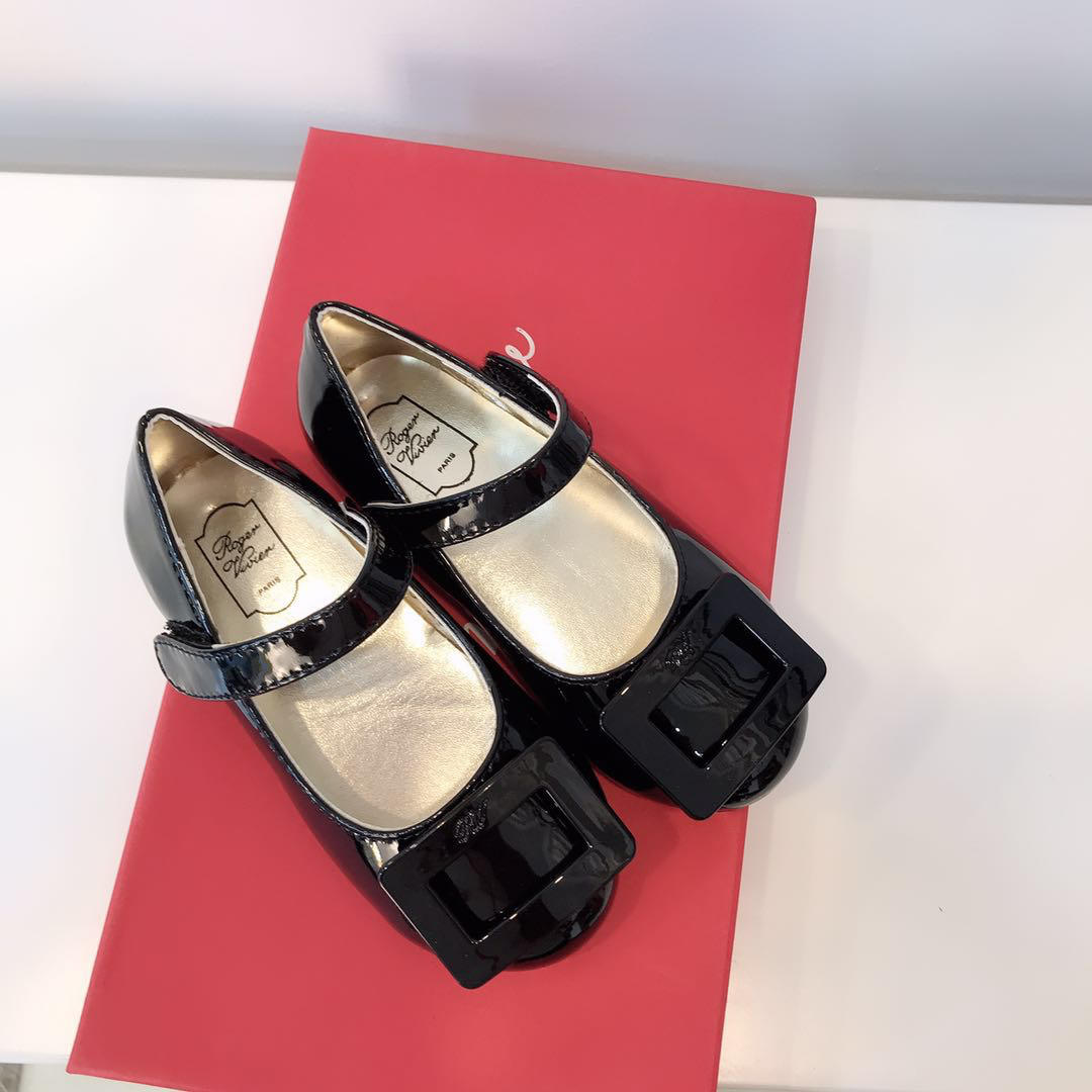 Roger Vivier Perfect Quality ballerinas in Patent Leather BS01167