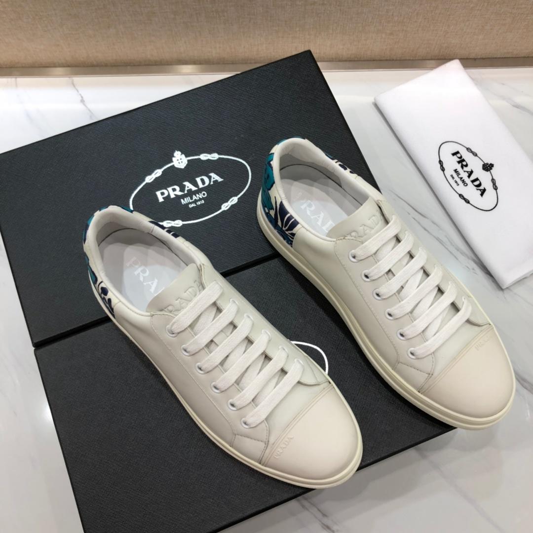 Prada Perfect Quality Sneakers White and printed heel with white sole MS071238