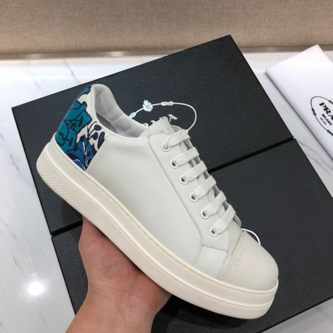 Prada Perfect Quality Sneakers White and printed heel with white sole MS071238