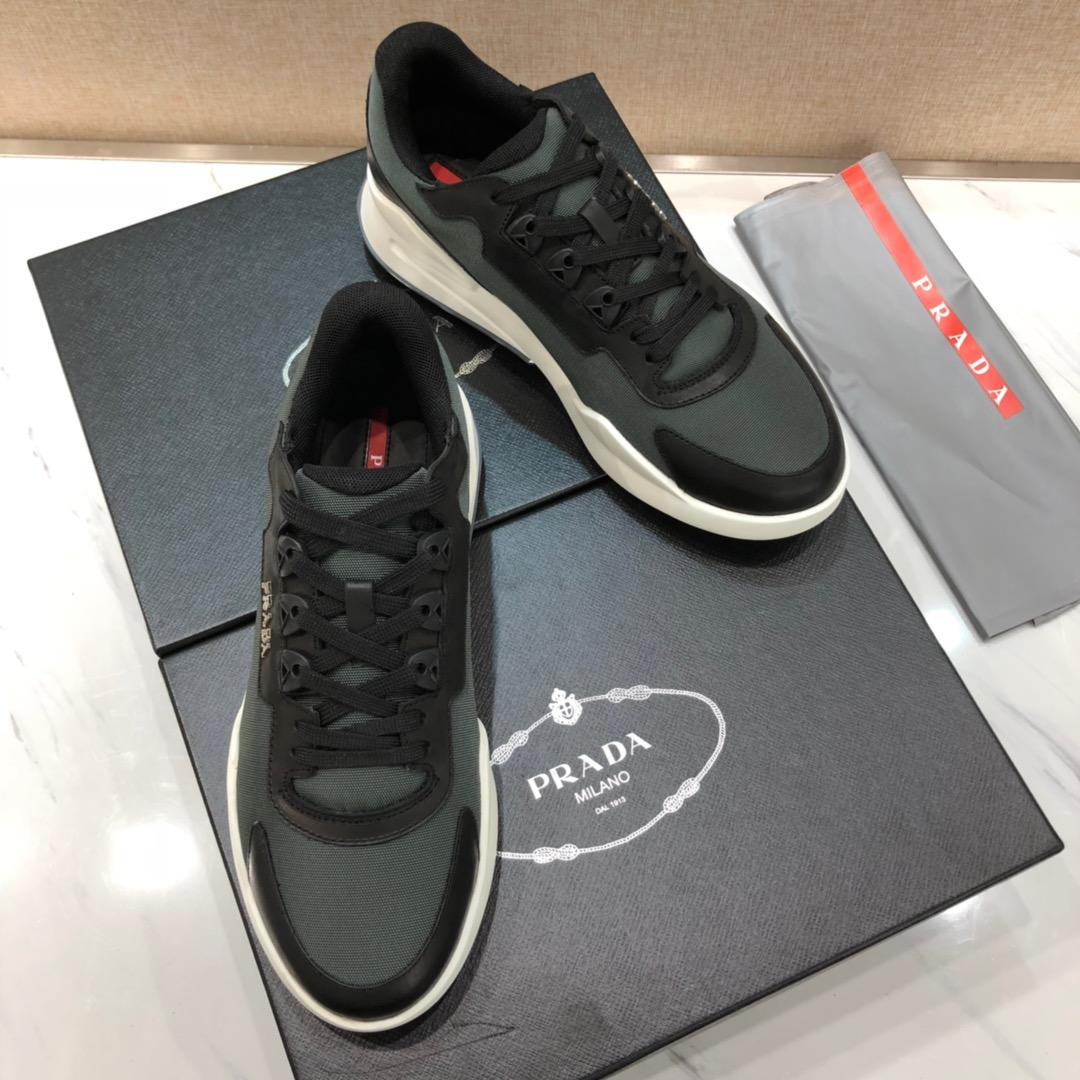 Prada Perfect Quality Sneakers Grey and black leather details with white sole MS071289