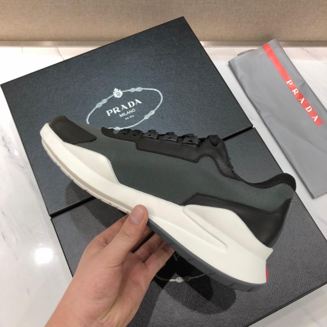 Prada Perfect Quality Sneakers Grey and black leather details with white sole MS071289