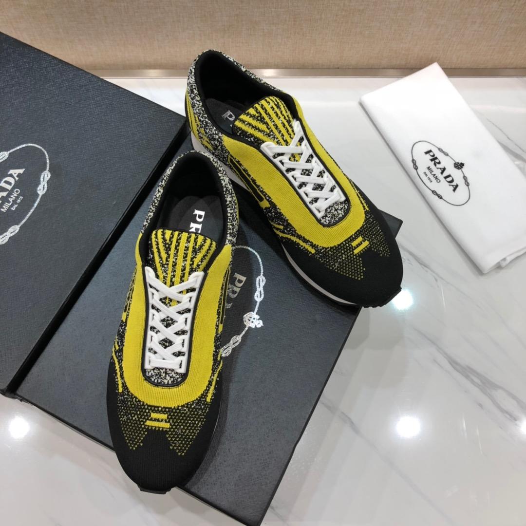 Prada Perfect Quality Sneakers Black and yellow Prada print with white sole MS071247