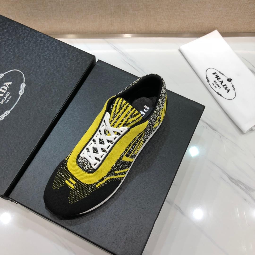 Prada Perfect Quality Sneakers Black and yellow Prada print with white sole MS071247