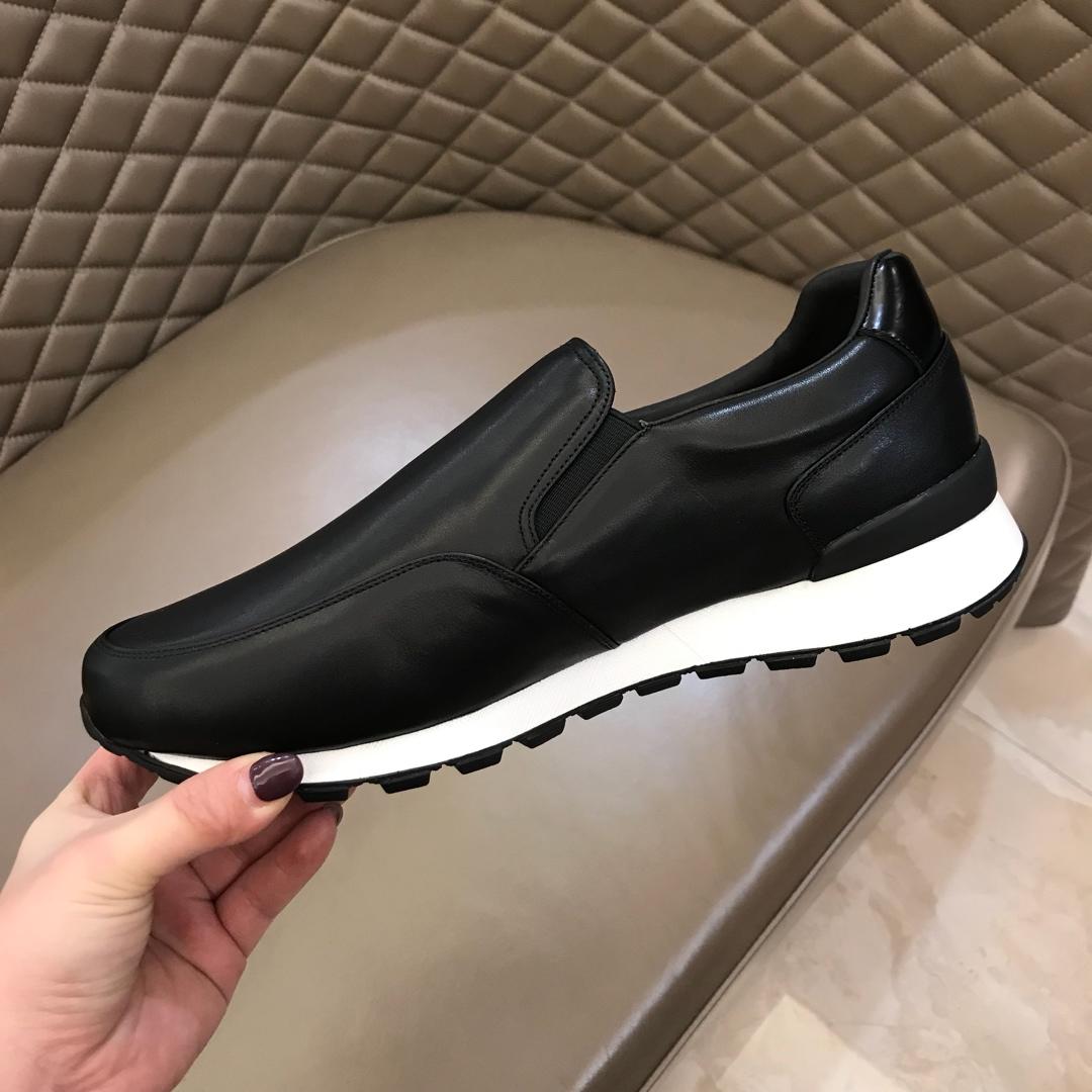 Prada Fashion Sneakers Black and white sole MS02967