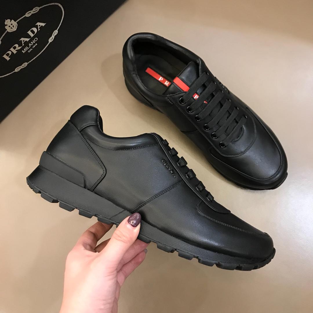 Prada Fashion Sneakers Black and black soles MS02966