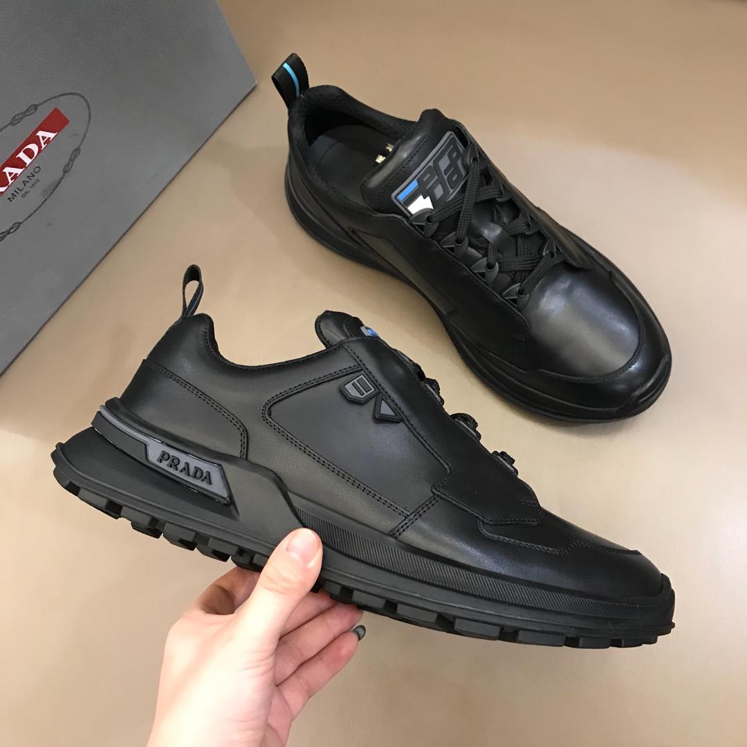 Prada Fashion Sneakers Black and black soles MS02940