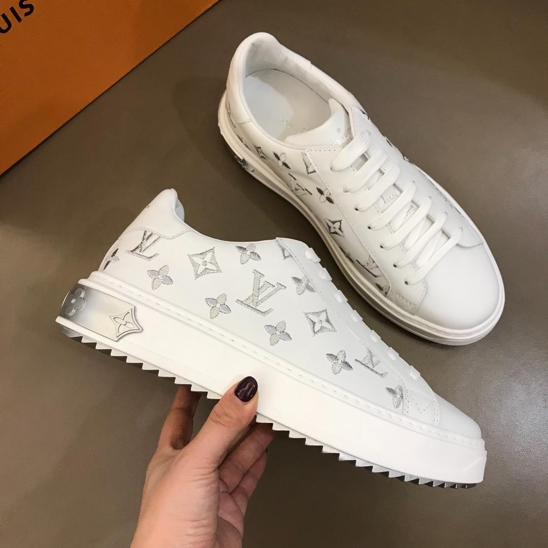 lv Perfect Quality Sneakers White and silver Monogram embroidery with white sole MS02847