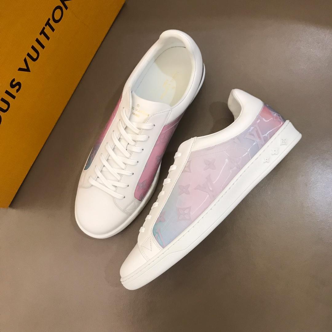 lv Perfect Quality Sneakers White and rainbow tones in Monogram fabric and white sole MS021024