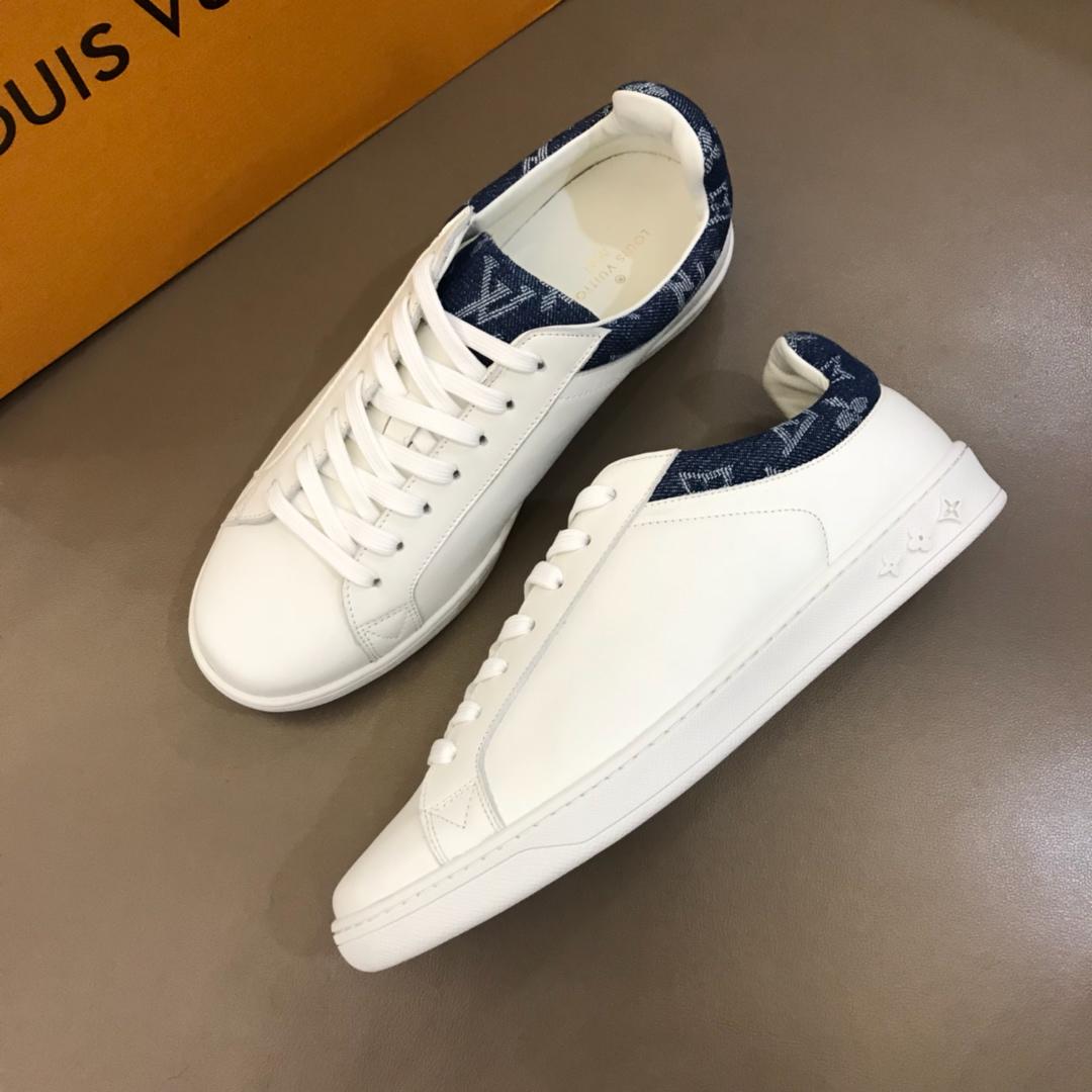 lv Perfect Quality Sneakers White and Monogram print trim and white sole MS02840