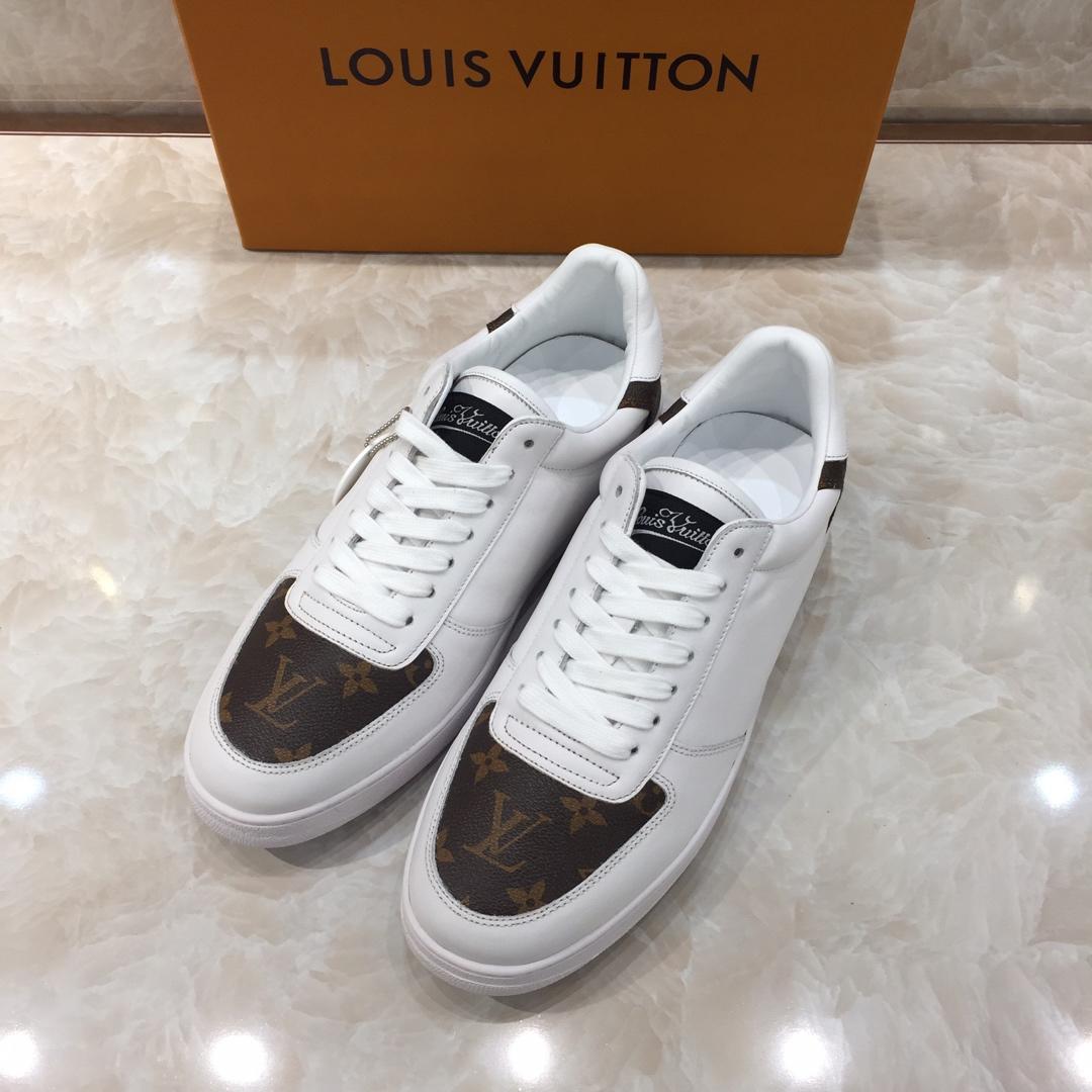 lv Perfect Quality Sneakers White and Monogram print details with white sole MS071032