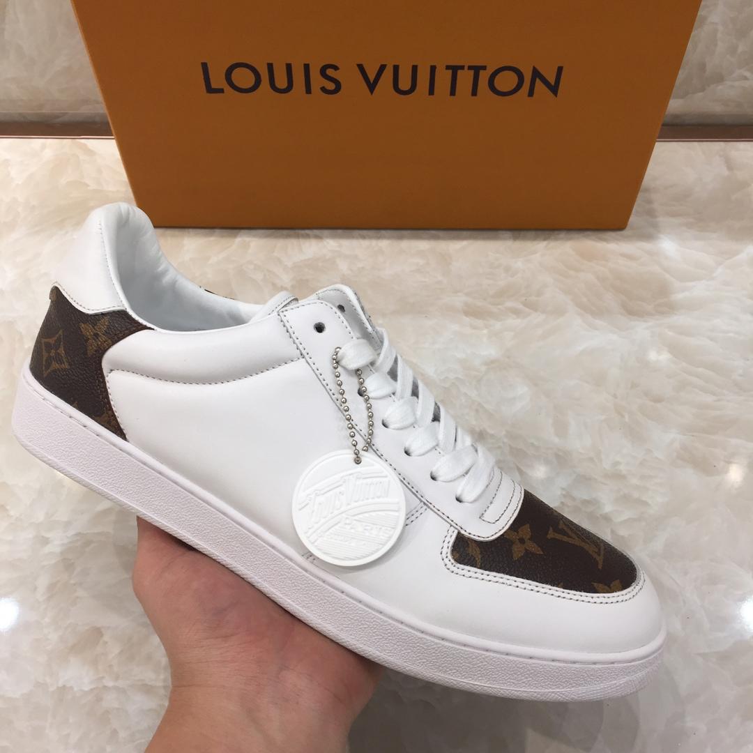 lv Perfect Quality Sneakers White and Monogram print details with white sole MS071032