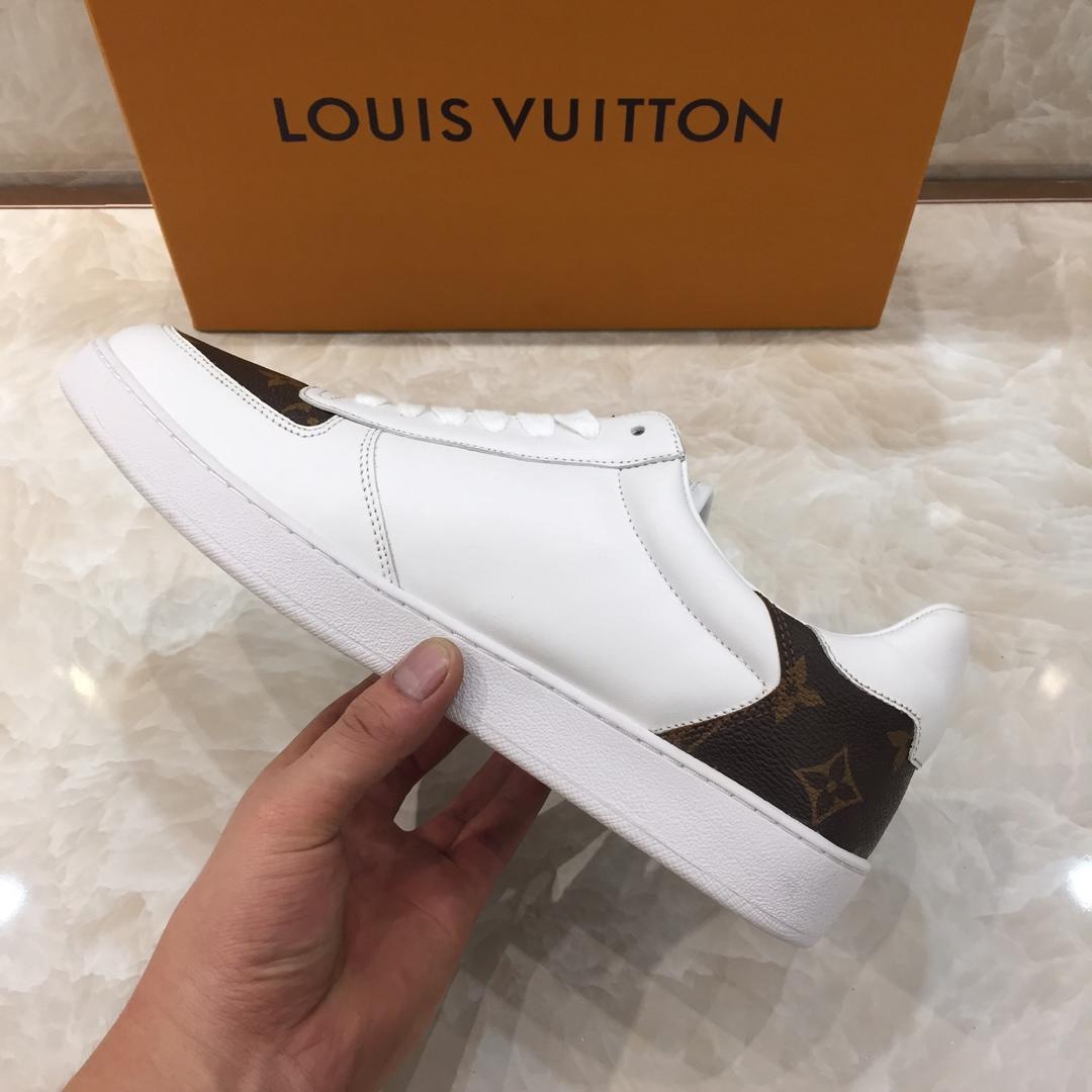 lv Perfect Quality Sneakers White and Monogram print details with white sole MS071032