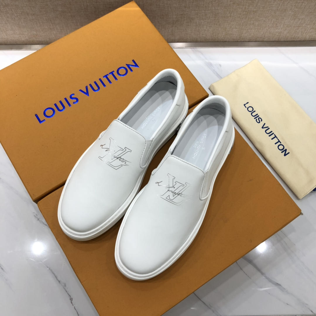 lv Perfect Quality Sneakers White and LV print with white sole MS071110