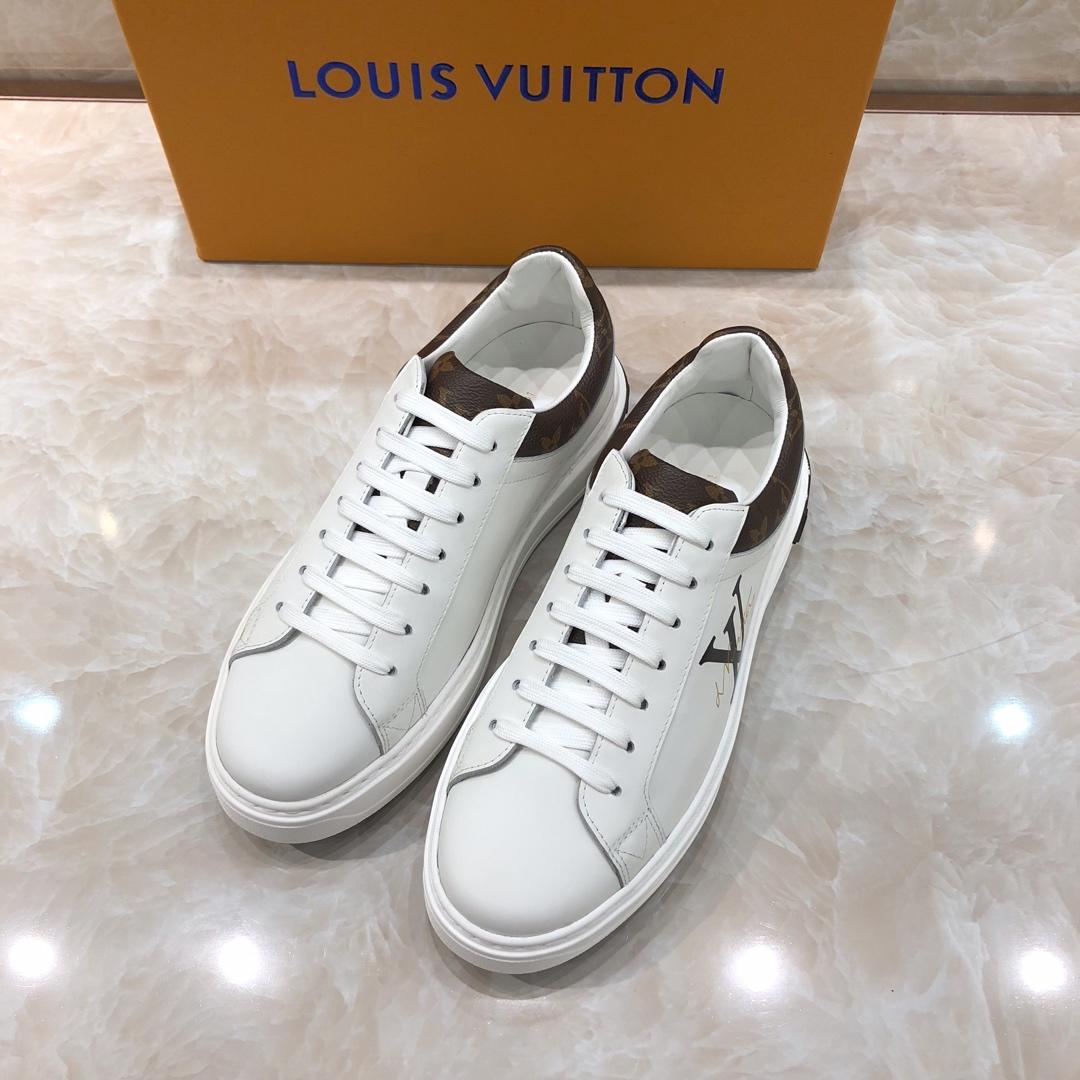 lv Perfect Quality Sneakers White and LV print with white sole MS071058