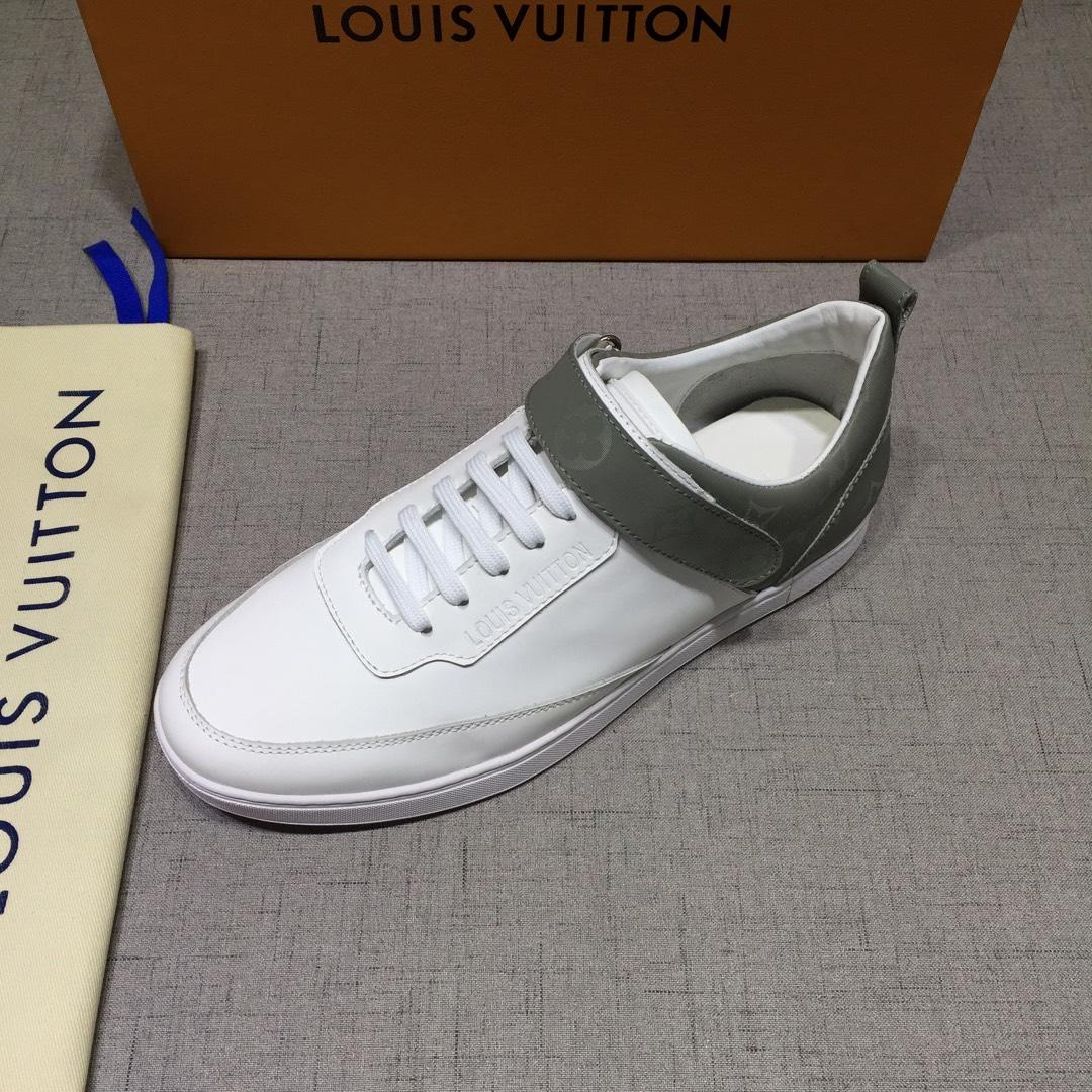 lv Perfect Quality Sneakers White and gray Monogram details and white sole MS071079