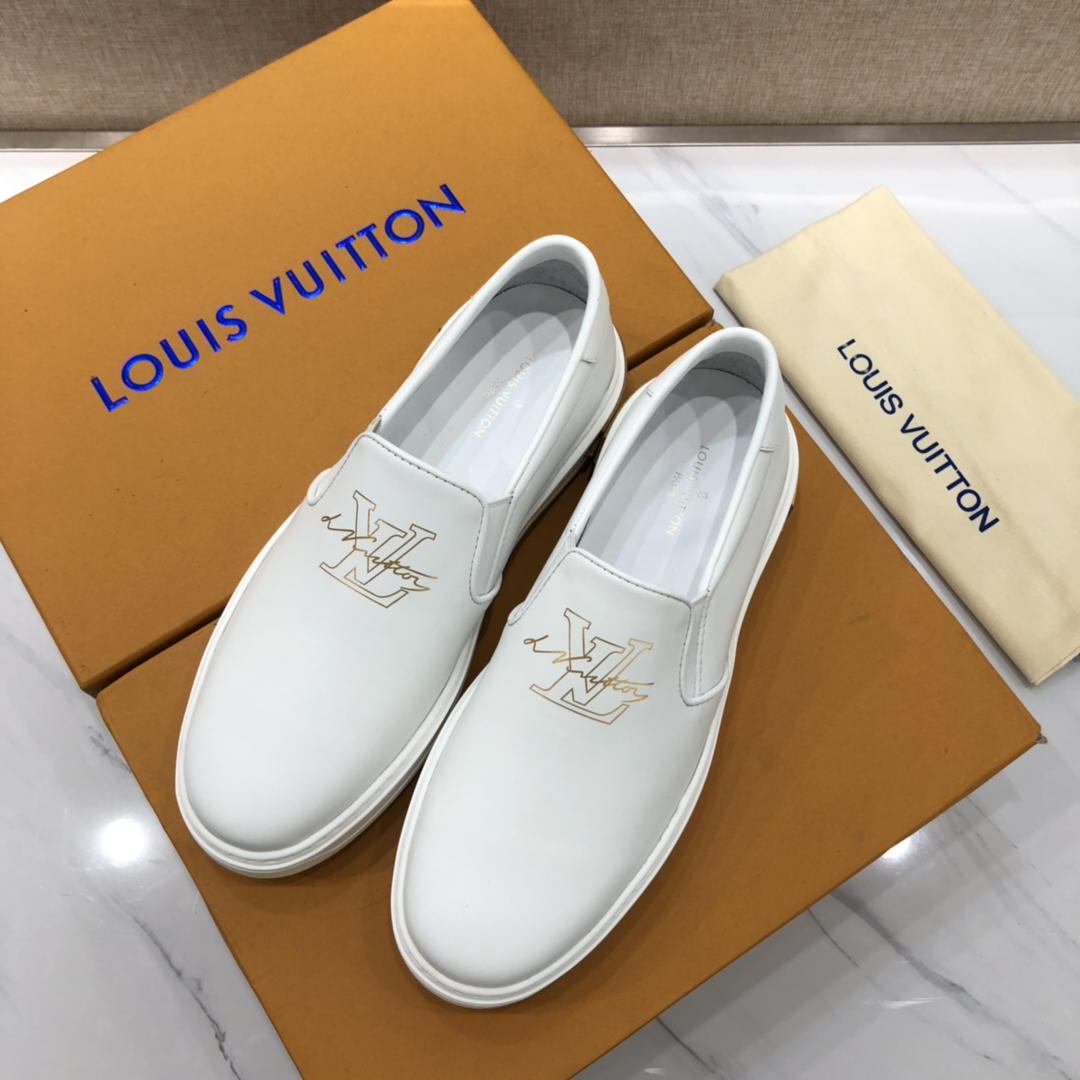 lv Perfect Quality Sneakers White and gold LV print with white sole MS071111