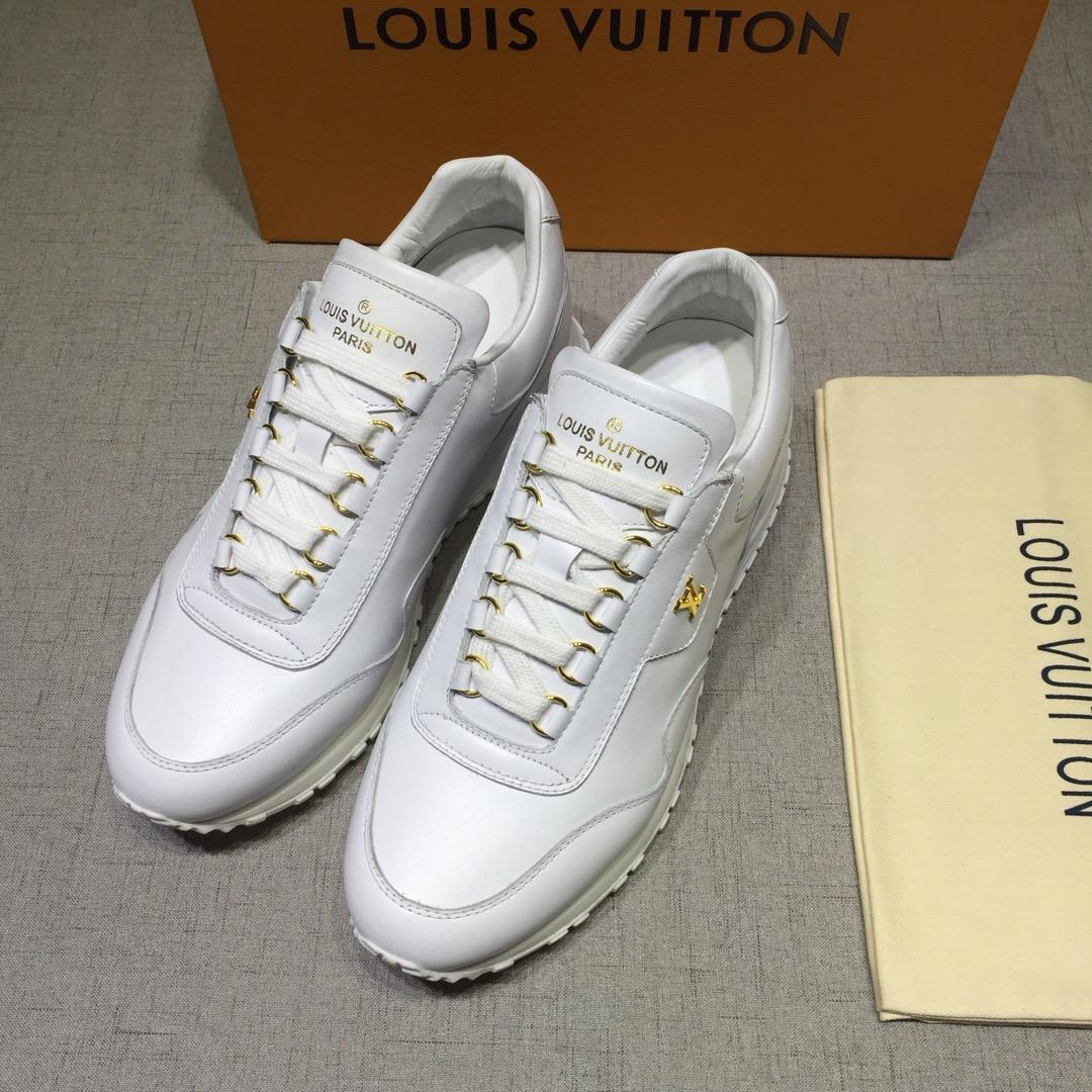 lv Perfect Quality Sneakers White and gold LV logo with white sole MS071039