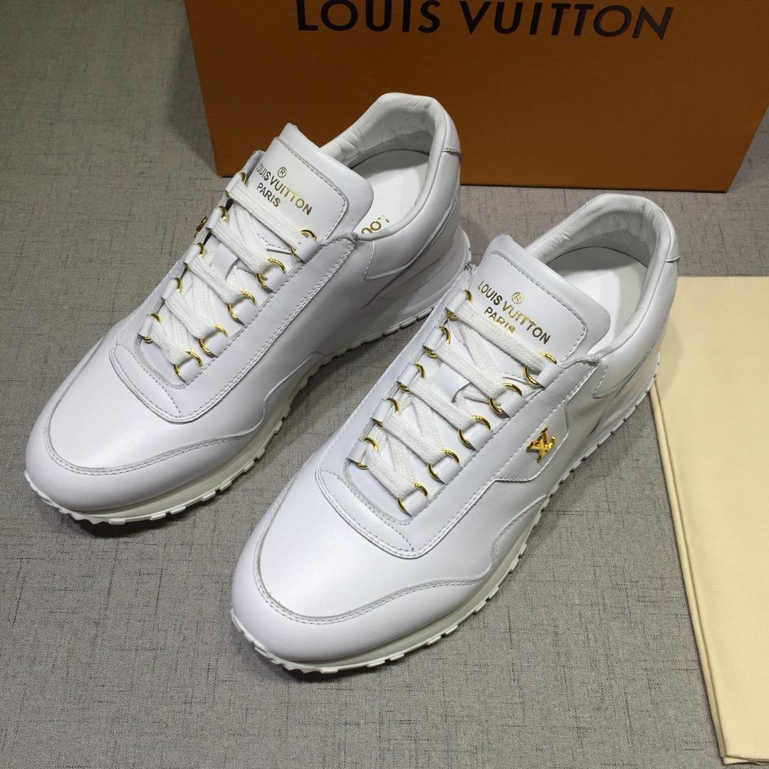 lv Perfect Quality Sneakers White and gold LV logo with white sole MS071039