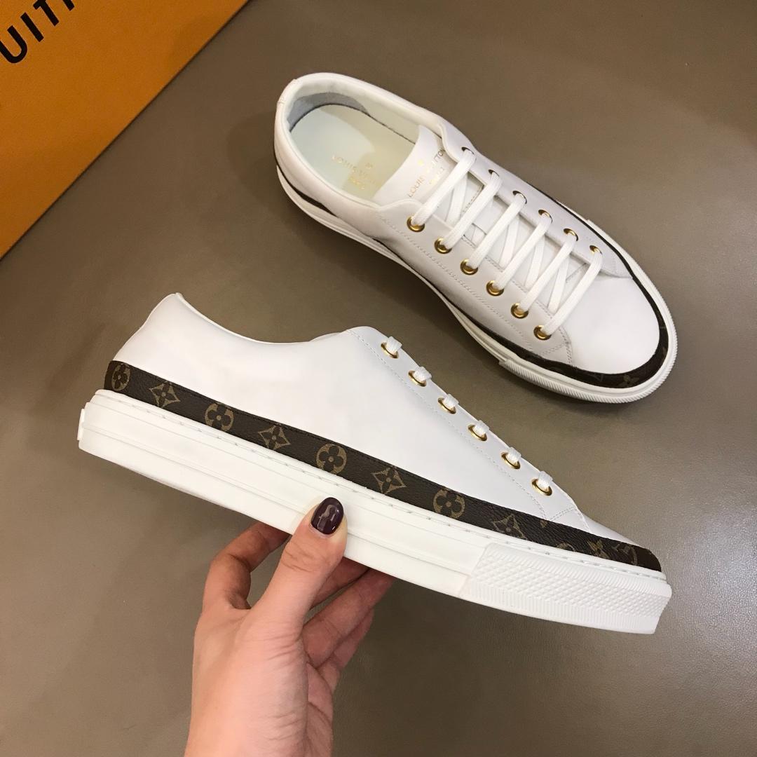 lv Perfect Quality Sneakers White and brown Monogram detail with white sole MS02830