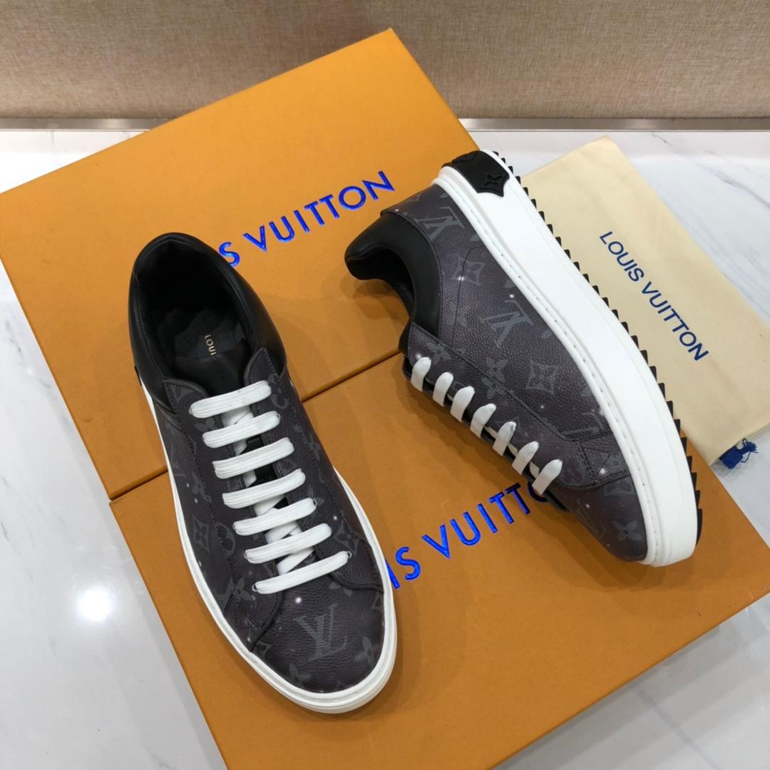 lv Perfect Quality Sneakers Starry sky and Monogram print and white sole MS071147