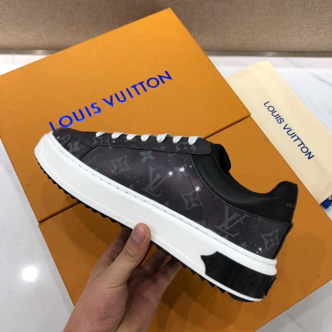 lv Perfect Quality Sneakers Starry sky and Monogram print and white sole MS071147