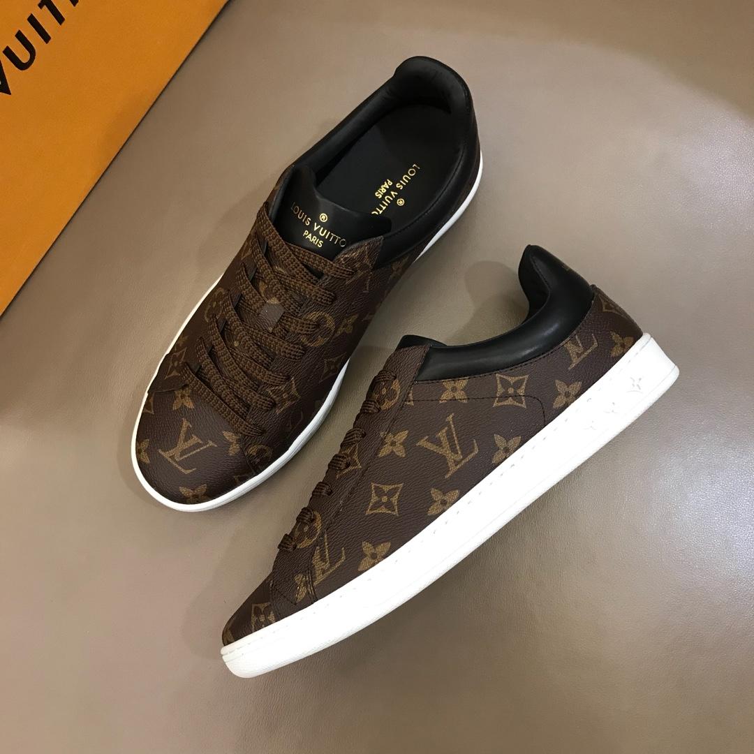 lv Perfect Quality Sneakers Brown and Monogram Flower embossed with white sole MS02825