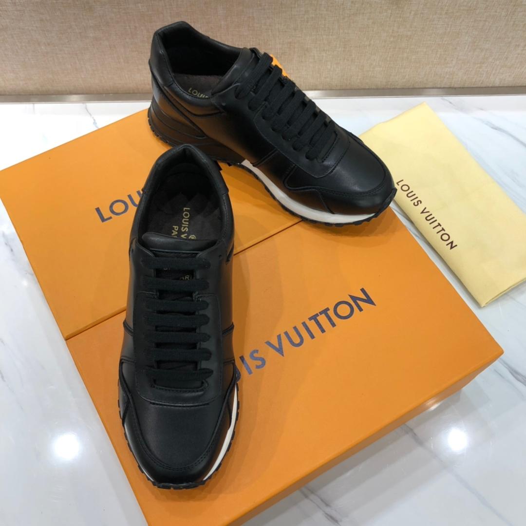 lv Perfect Quality Sneakers Black and white sole MS071134