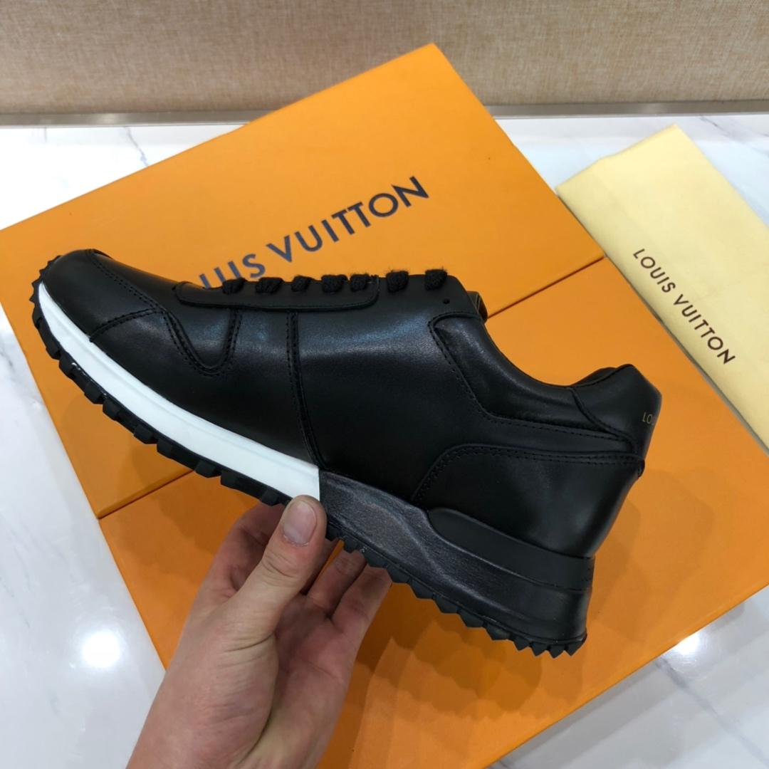 lv Perfect Quality Sneakers Black and white sole MS071134