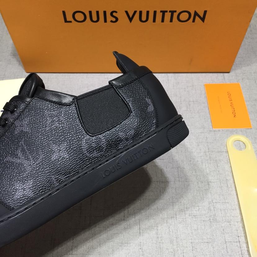 lv Perfect Quality Sneakers Black and Monogram print with black sole MS071021