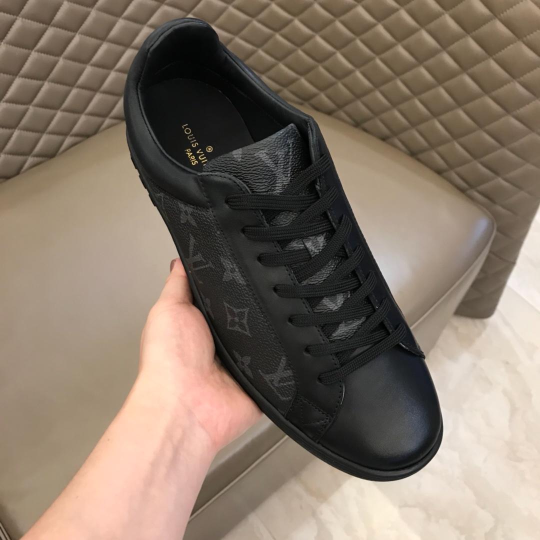 lv Perfect Quality Sneakers Black and Monogram print with black sole MS02839