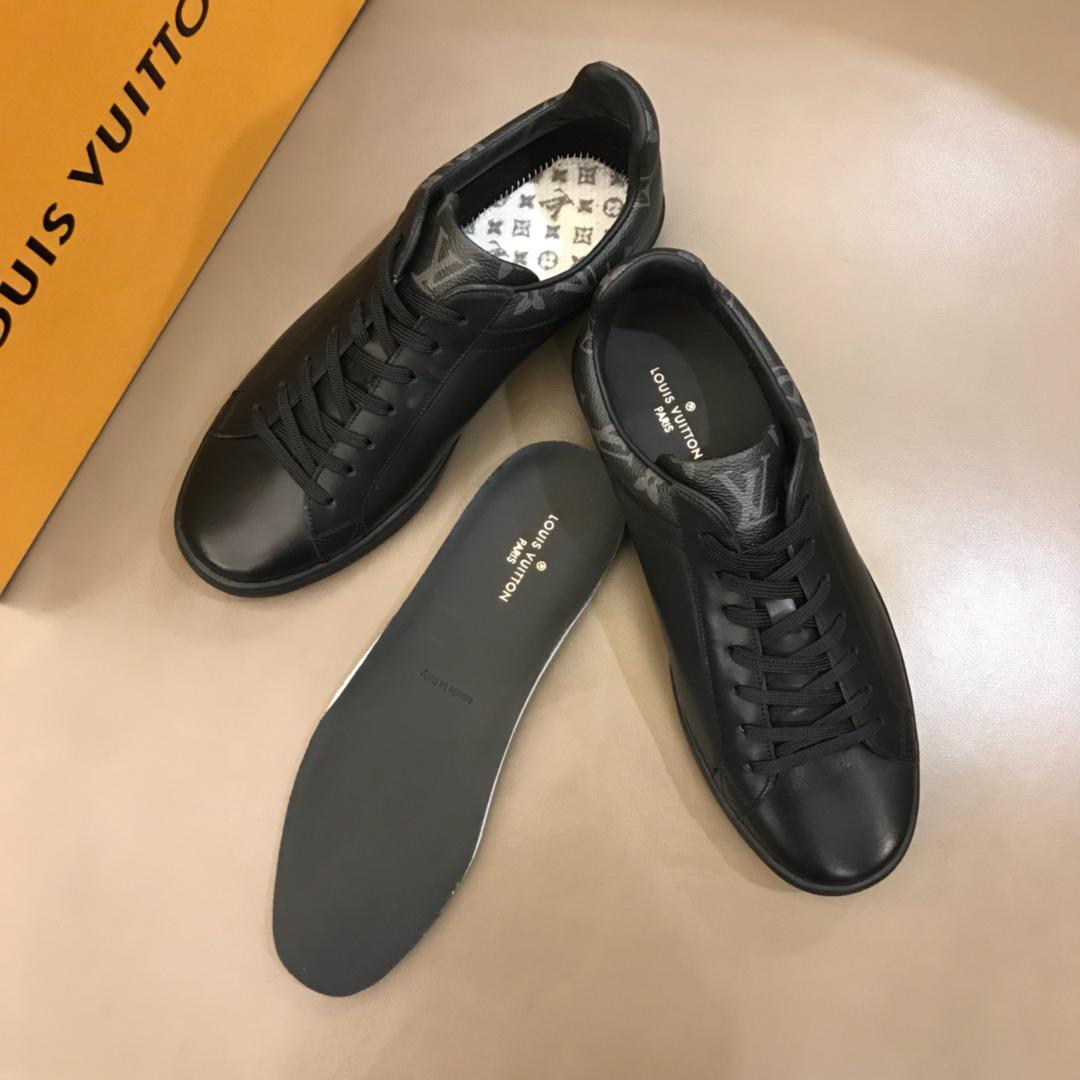 lv Perfect Quality Sneakers Black and Monogram print trim and black sole MS02841