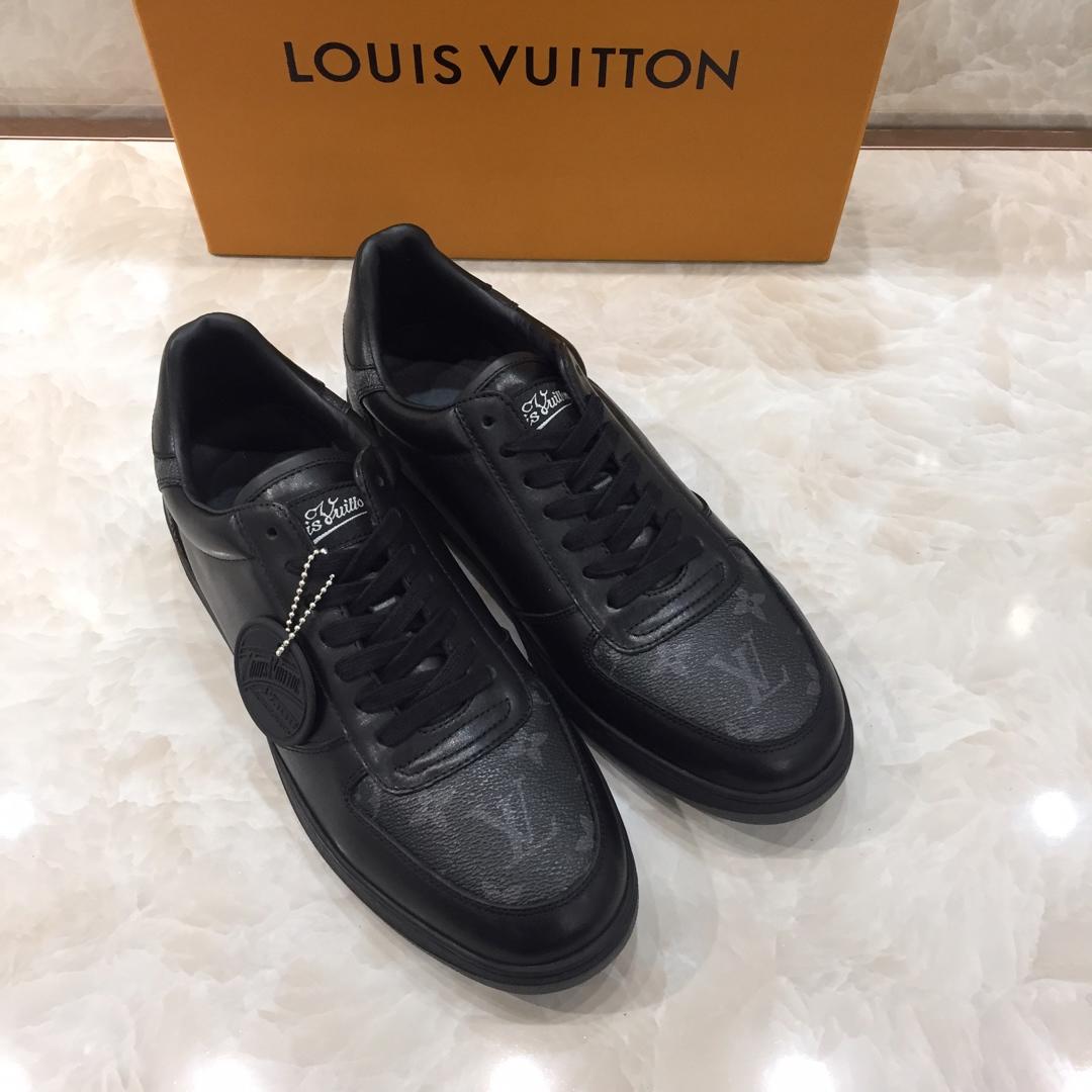 lv Perfect Quality Sneakers Black and Monogram print details and white sole MS071031