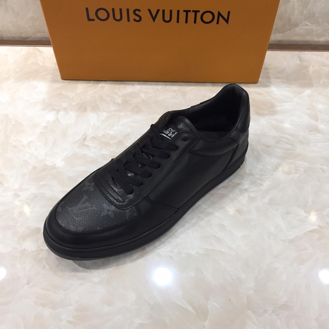 lv Perfect Quality Sneakers Black and Monogram print details and white sole MS071031