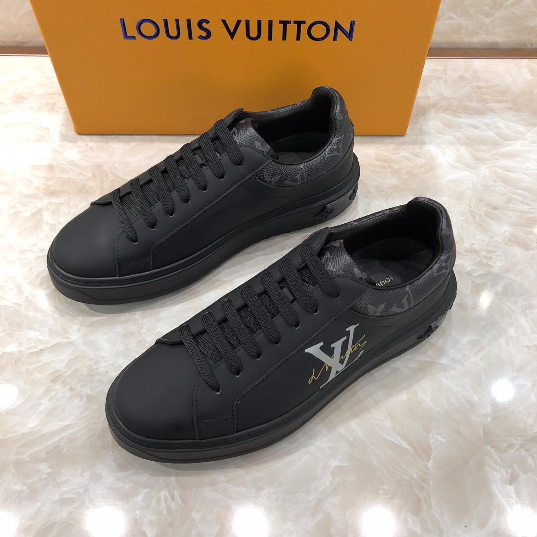 lv Perfect Quality Sneakers Black and LV print with black sole MS071057